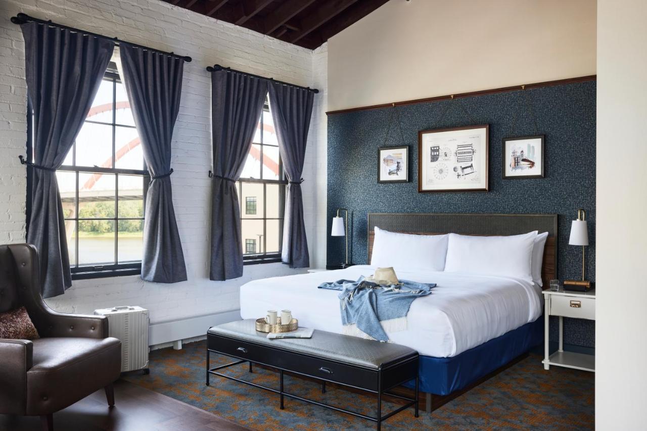 The Confluence Hotel Hastings Екстер'єр фото